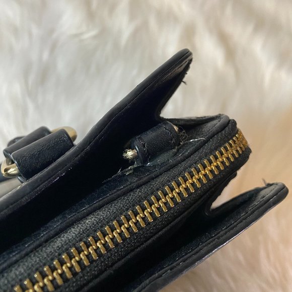 Kate Spade // medium size purse - Picture 4 of 8